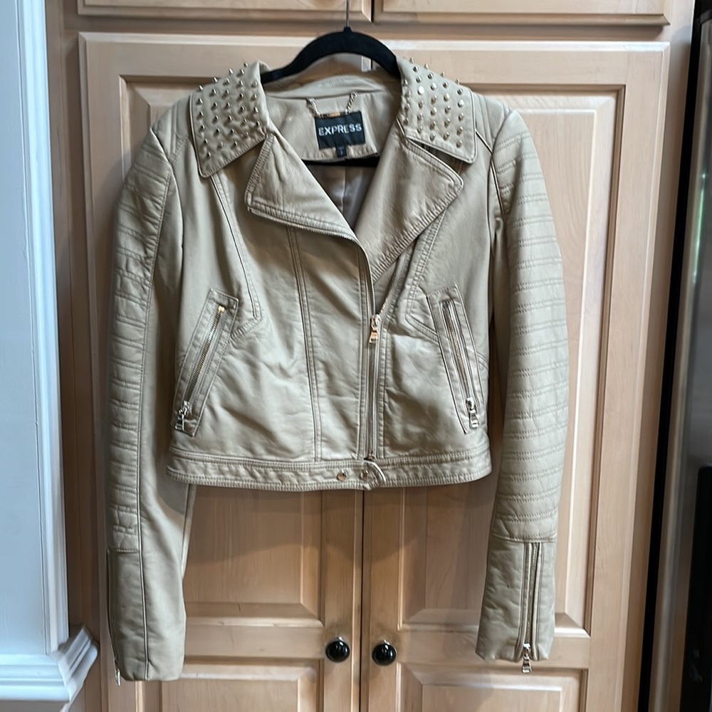 Express Jacket - image 2